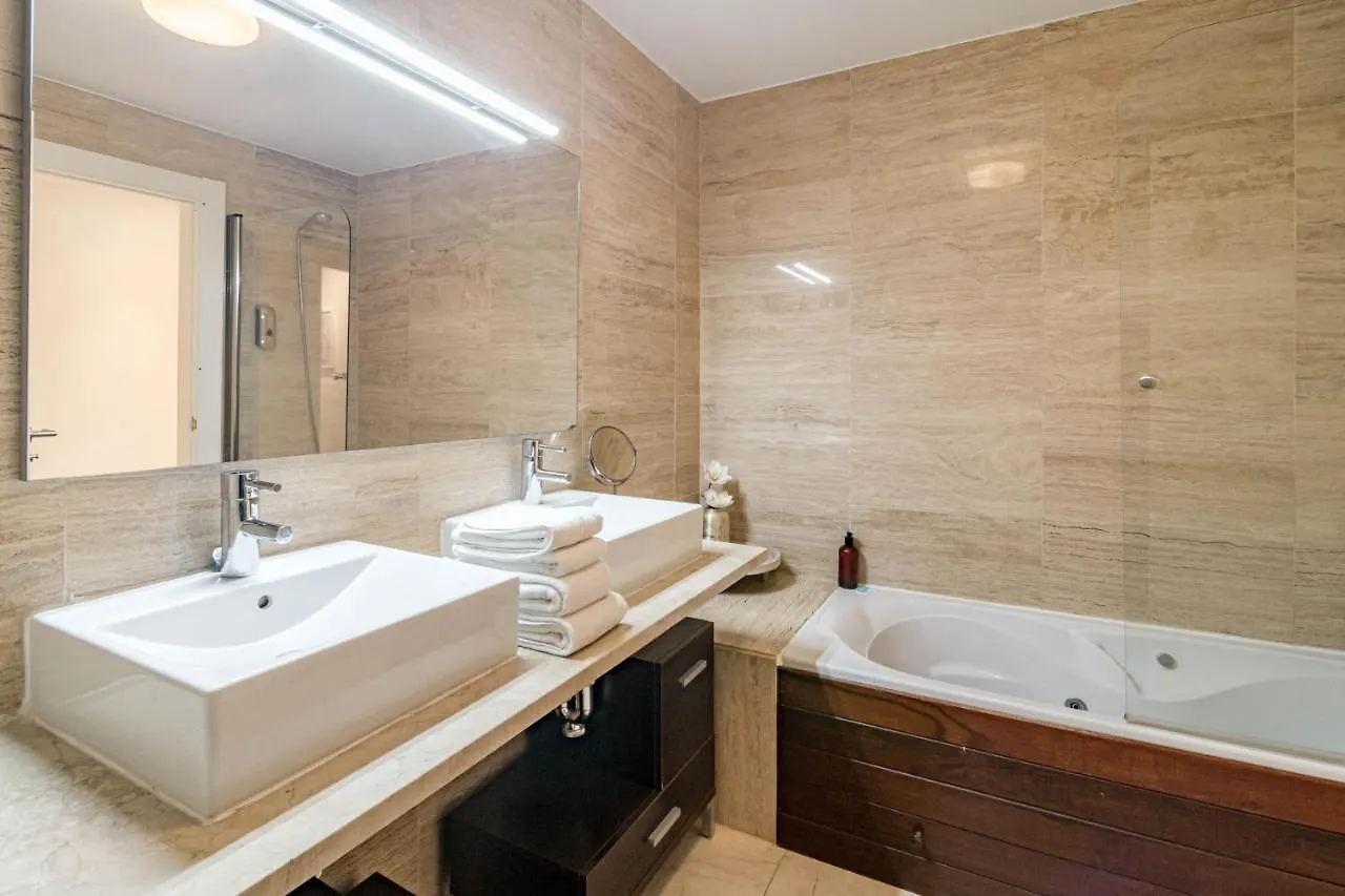 H19 - Stunning 2 Bedroom Apartment By Roomservices إِستيبونا